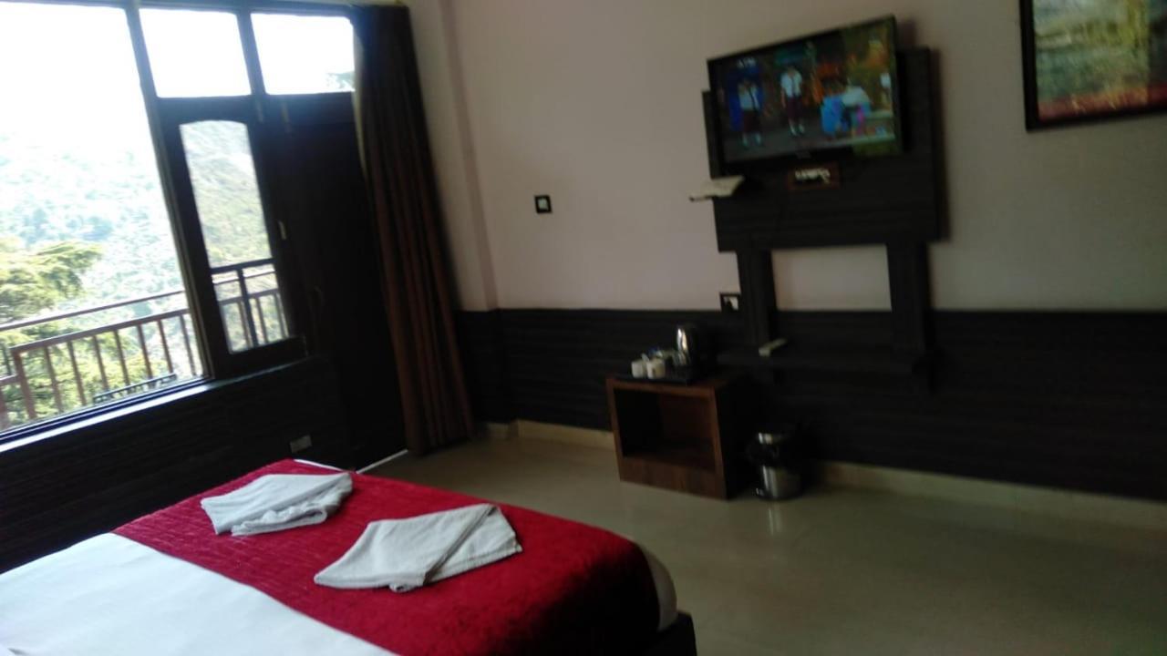 Hotel Holiday Hill, Near Mall Road, Mcleodganj# Parking#Restaurant Dharamshala Bagian luar foto