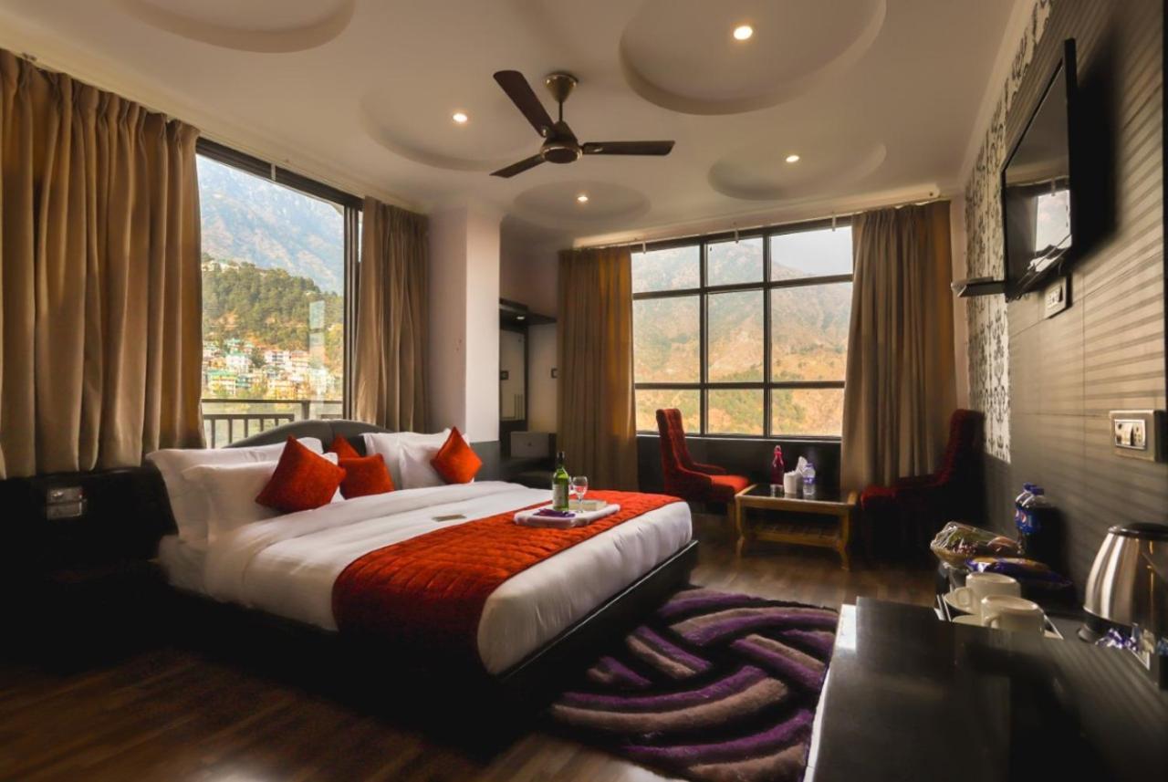 Hotel Holiday Hill, Near Mall Road, Mcleodganj# Parking#Restaurant Dharamshala Bagian luar foto