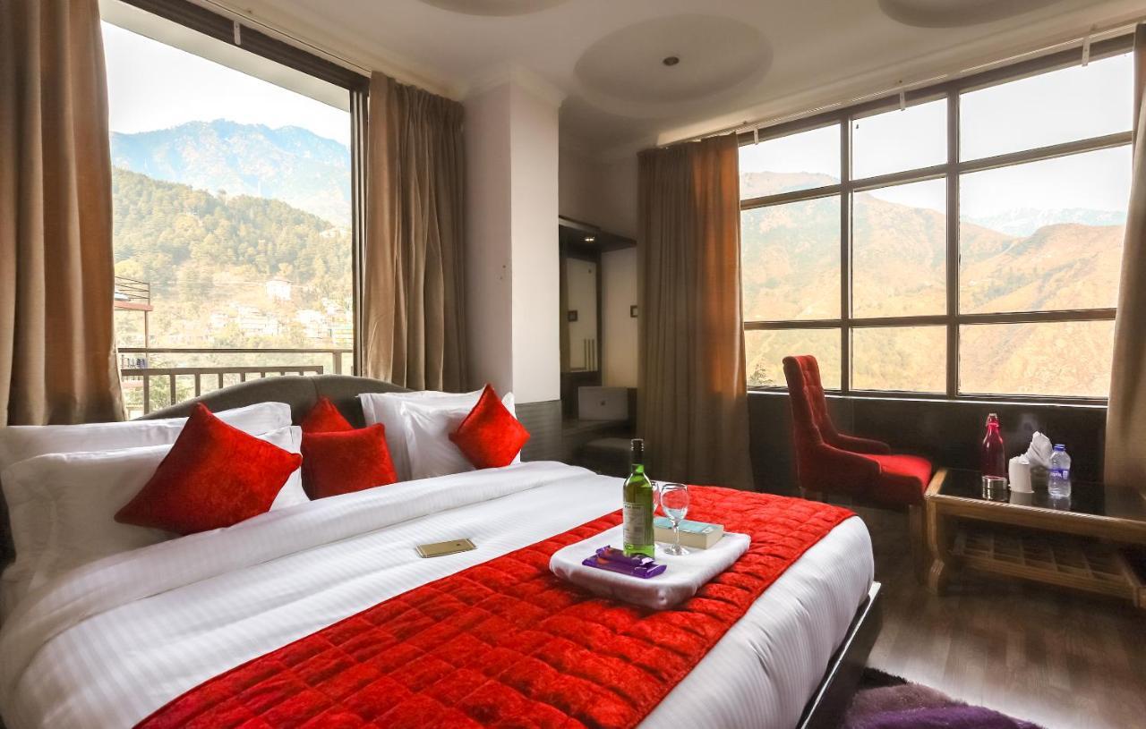 Hotel Holiday Hill, Near Mall Road, Mcleodganj# Parking#Restaurant Dharamshala Bagian luar foto