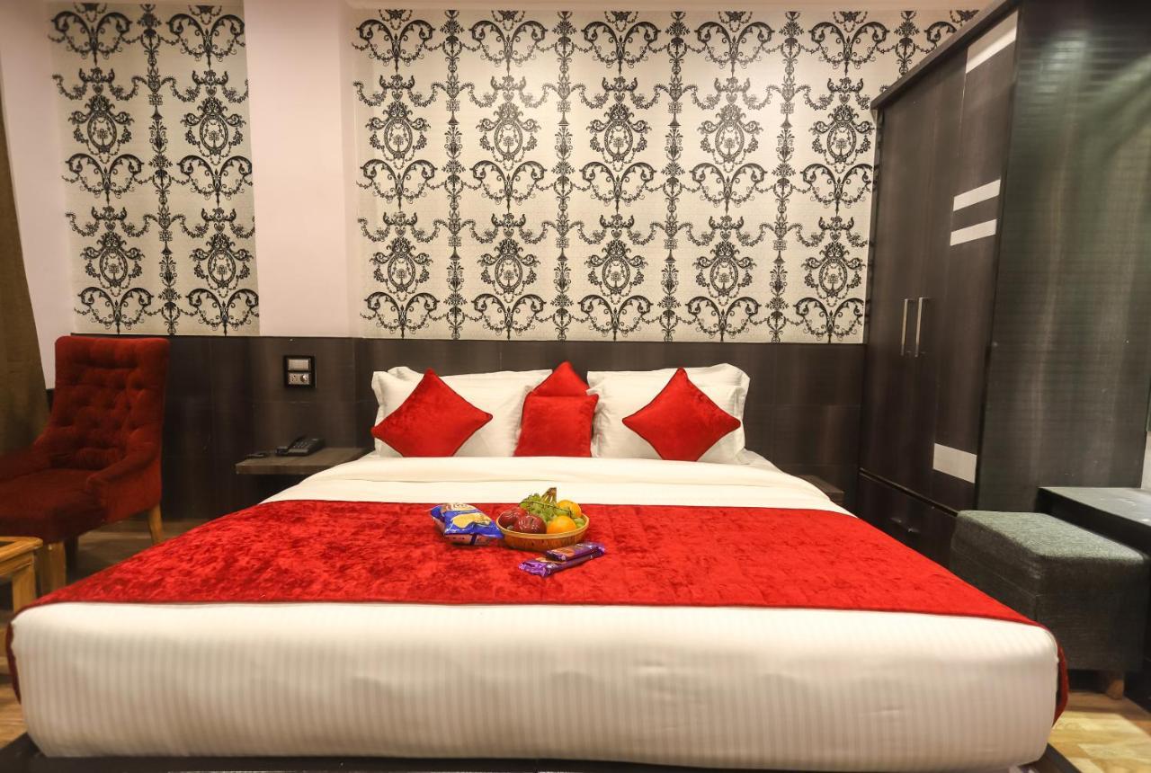 Hotel Holiday Hill, Near Mall Road, Mcleodganj# Parking#Restaurant Dharamshala Bagian luar foto