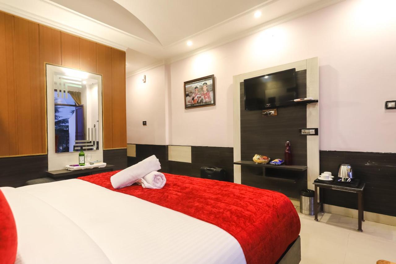 Hotel Holiday Hill, Near Mall Road, Mcleodganj# Parking#Restaurant Dharamshala Bagian luar foto